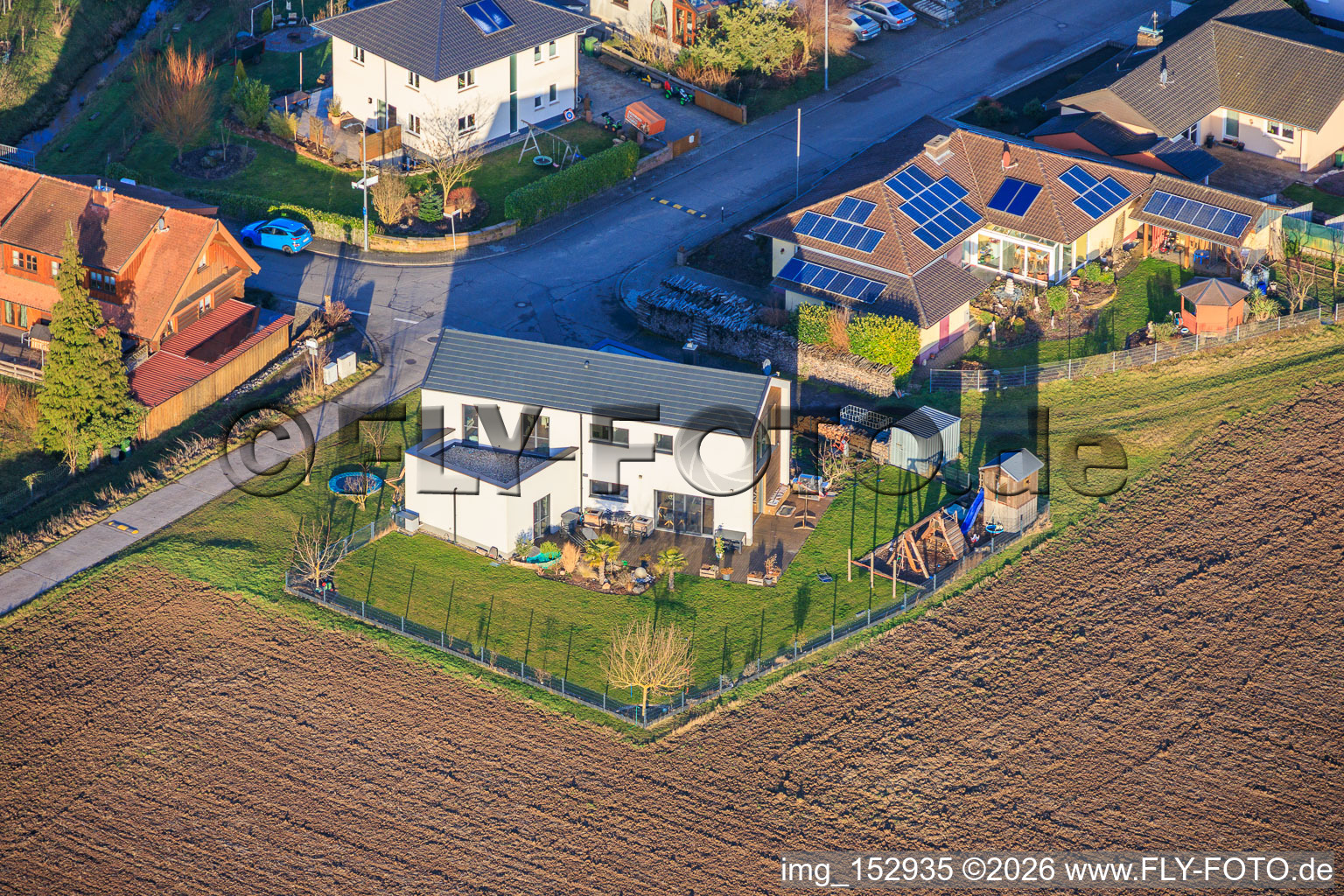 Villa am Altsheimer Weg in Ottersheim bei Landau im Bundesland Rheinland-Pfalz, Deutschland