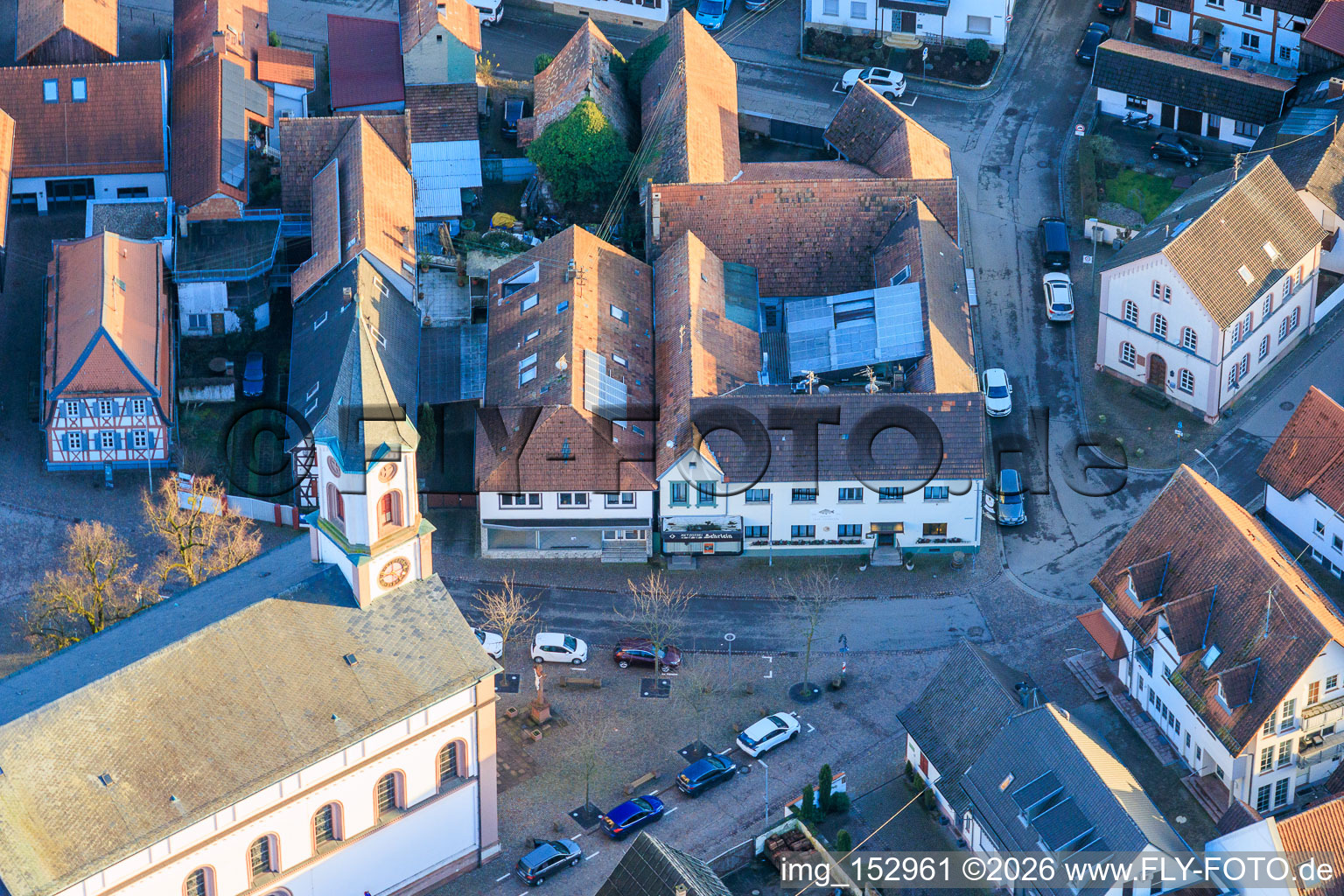 Restaurant Zum Karpfen in Neupotz im Bundesland Rheinland-Pfalz, Deutschland