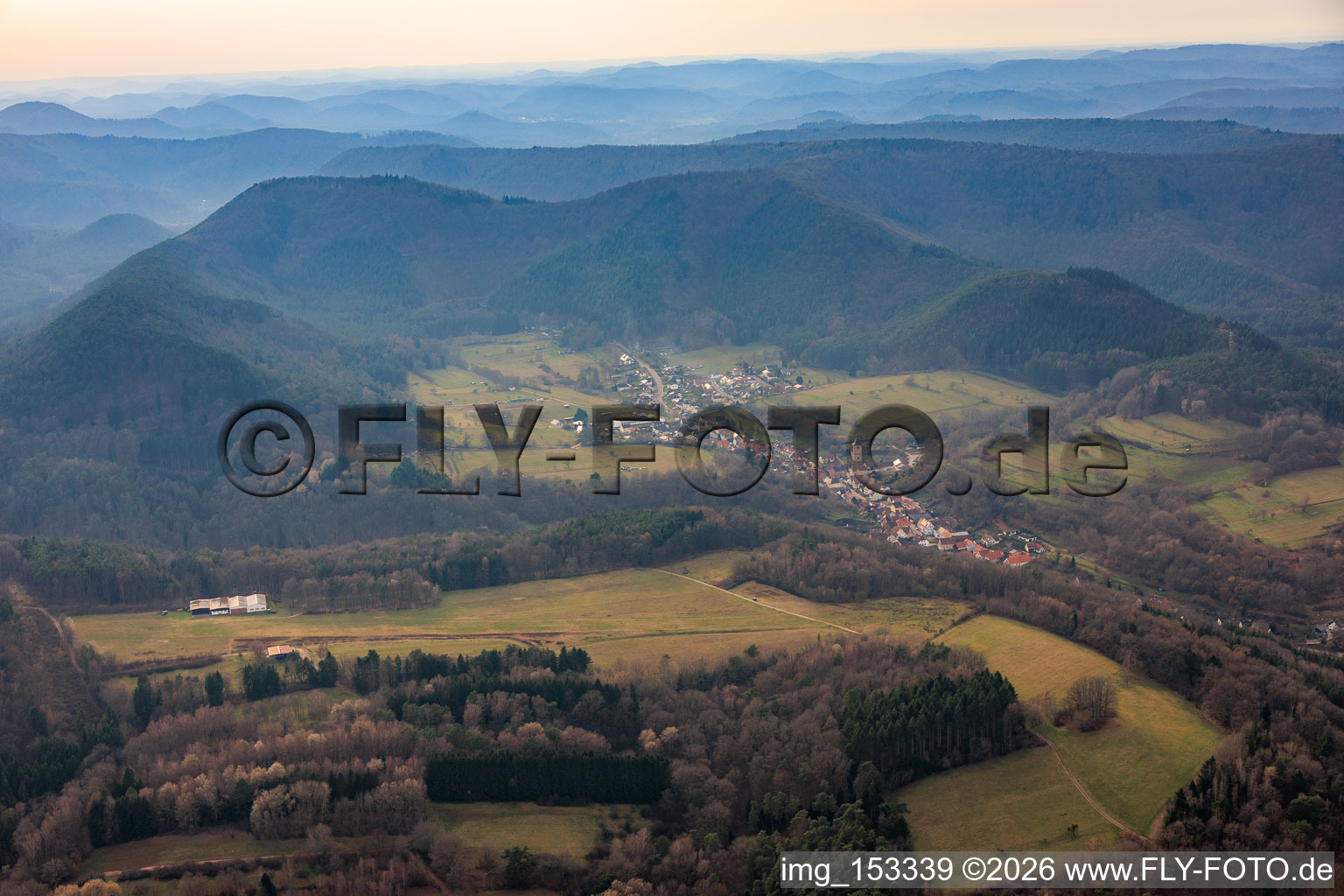 Flugplatz Söller in Bundenthal im Bundesland Rheinland-Pfalz, Deutschland
