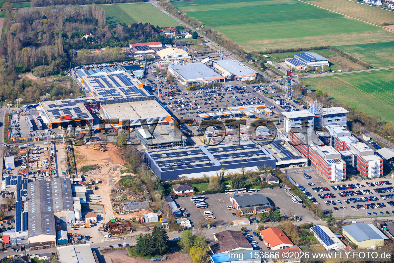HORNBACH Bornheim im Ortsteil Dreihof im Bundesland Rheinland-Pfalz, Deutschland