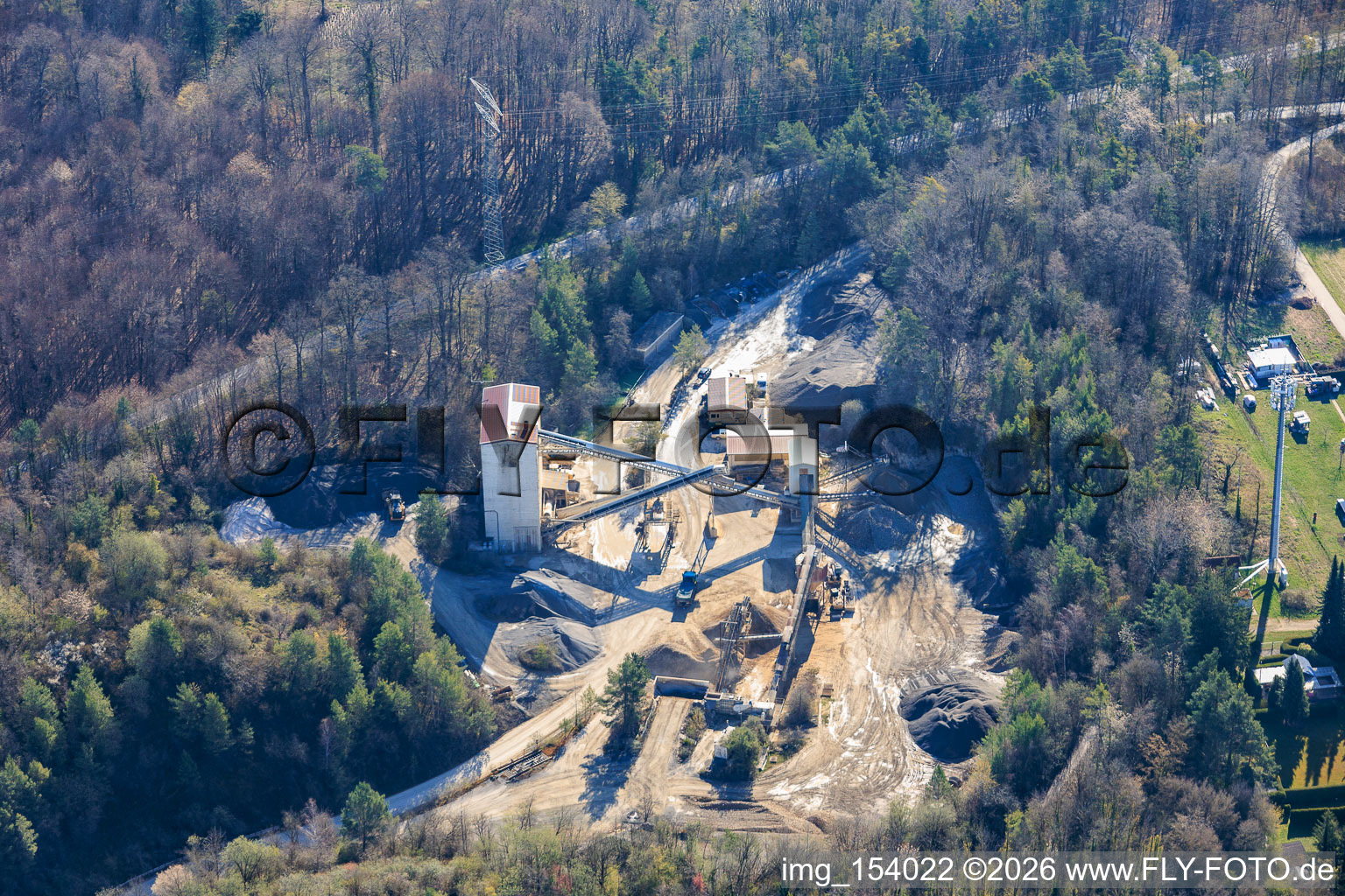 Steinbruch Keltern der Natursteinwerke im Nordschwarzwald GmbH & Co.KG im Ortsteil Dietlingen im Bundesland Baden-Württemberg, Deutschland