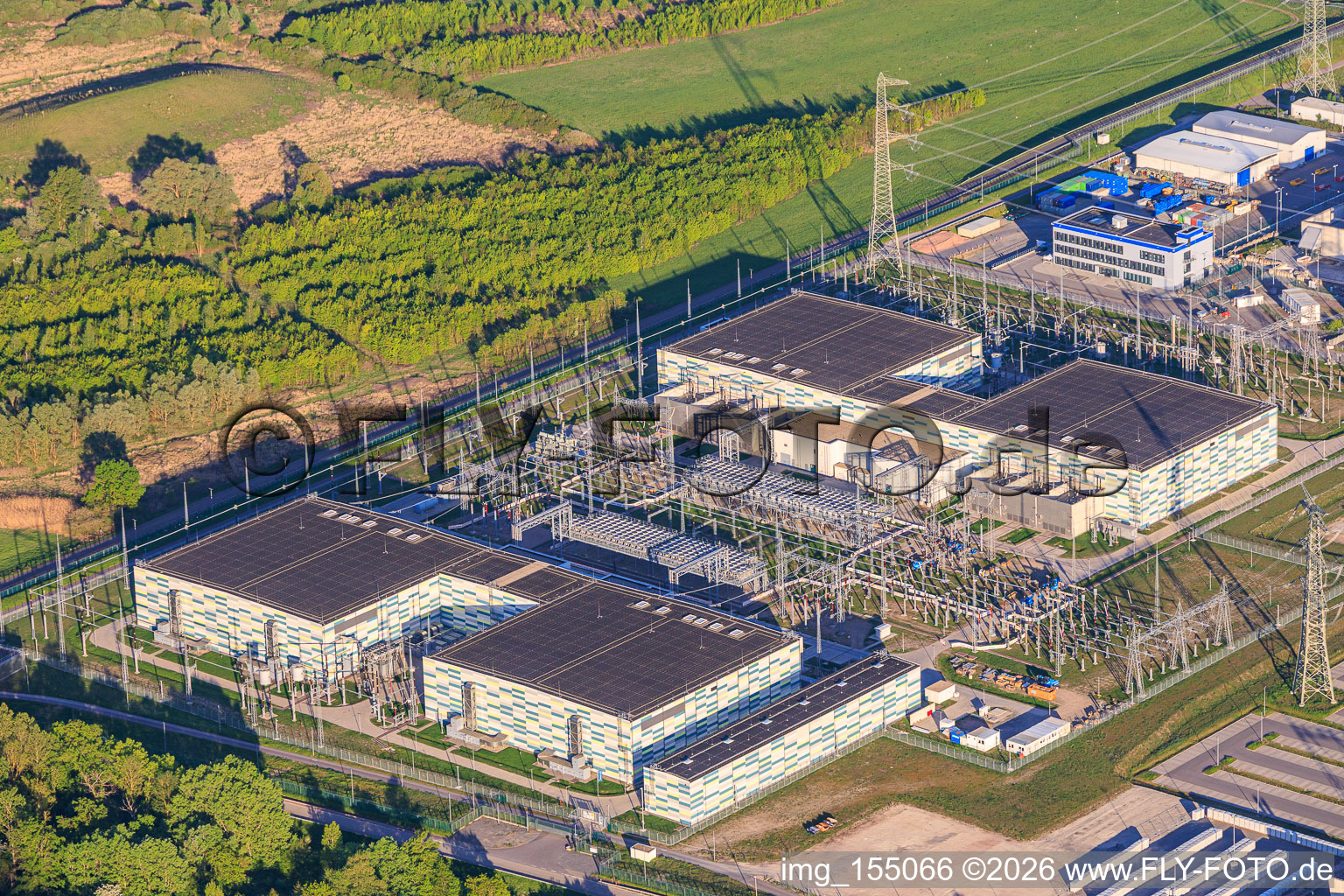 Gleichstrom Umspannwerk der TransnetBW GmbH in Philippsburg im Bundesland Baden-Württemberg, Deutschland