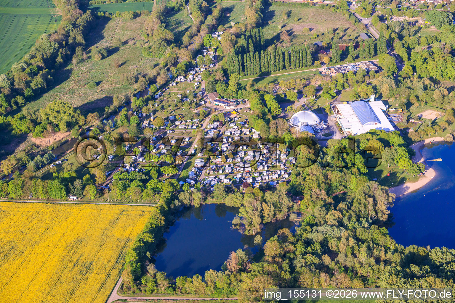 Camping-Resort, Dampfnudel und Strandbad in Rülzheim im Bundesland Rheinland-Pfalz, Deutschland