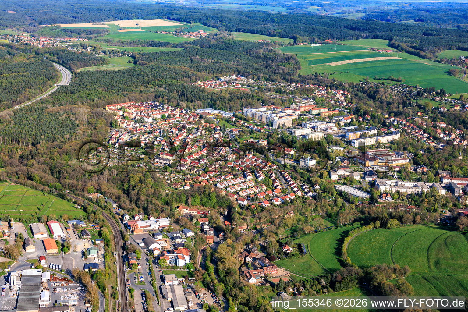 Stadtroda aus Westen im Bundesland Thüringen, Deutschland