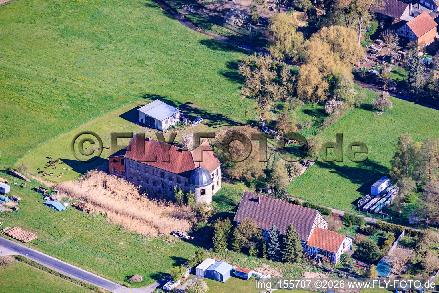 "Schloss" am Ende der Schloßstr im Ortsteil Hellingen in Heldburg im Bundesland Thüringen, Deutschland