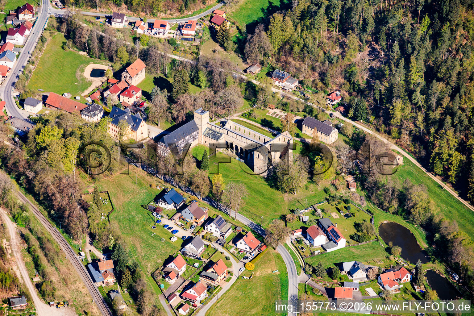 Kloster Paulinzella mit Zinsboden, Jagdschloss und Klosterruine in Königsee im Bundesland Thüringen, Deutschland