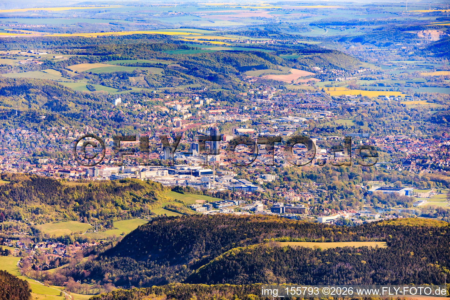 Stadtansicht aus Südwesten im Ortsteil Jena-Süd im Bundesland Thüringen, Deutschland