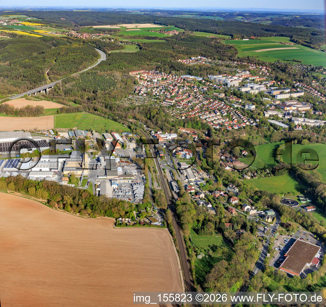 Industriegebiet Bürgeler Straße mit Rinn Beton- und Naturstein Stadtroda GmbH und Kontinent Spedition GmbH im Ortsteil Hainbücht im Bundesland Thüringen, Deutschland