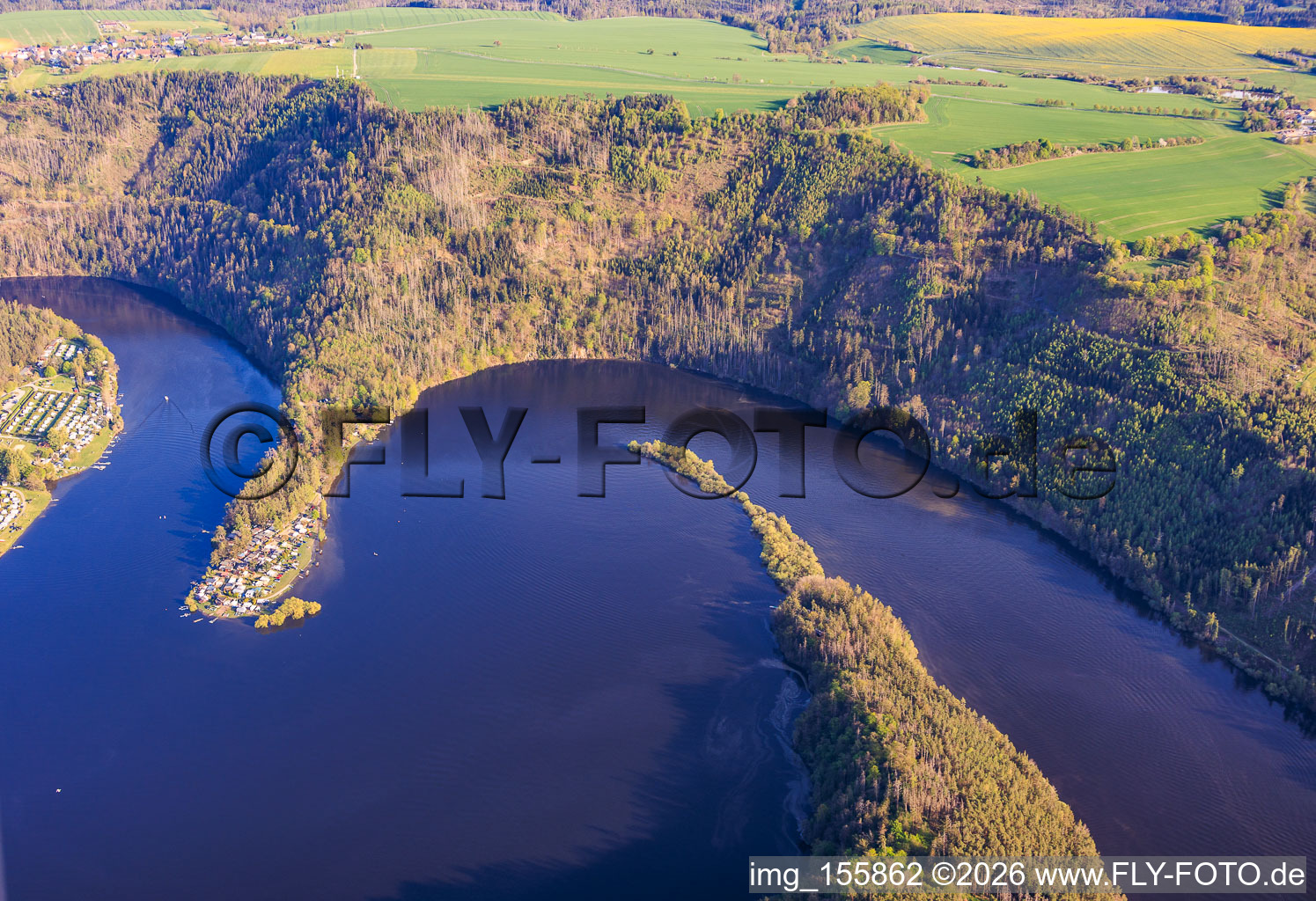 Talsperre Hohenwarte I aus Norden mit Drachenufer und Campingplatz Droschkau in Gössitz im Bundesland Thüringen, Deutschland