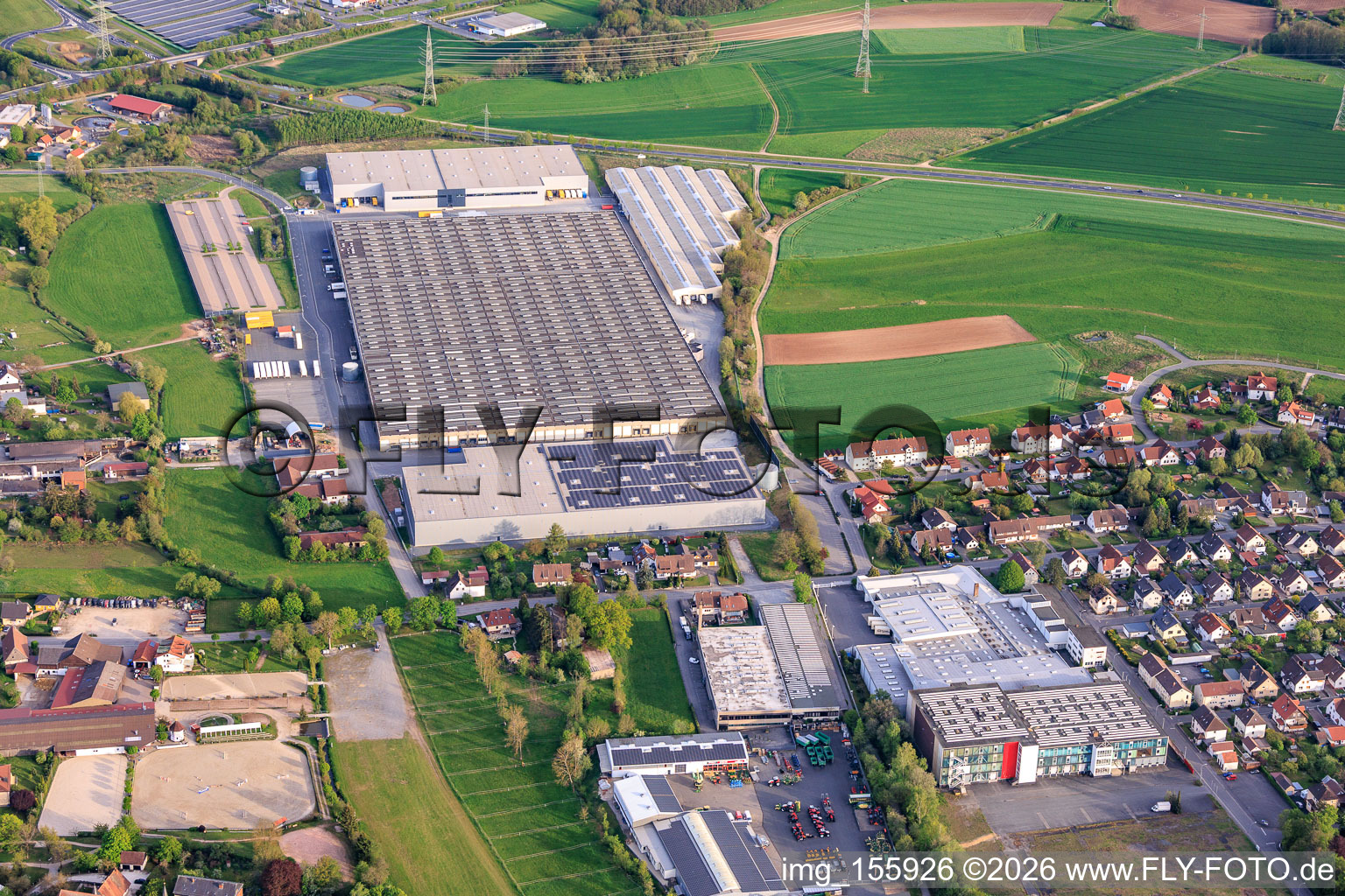 Maschinen-Grupp GmbH - Standort Sonnefeld und Gruber Polstermöbel GmbH im Bundesland Bayern, Deutschland
