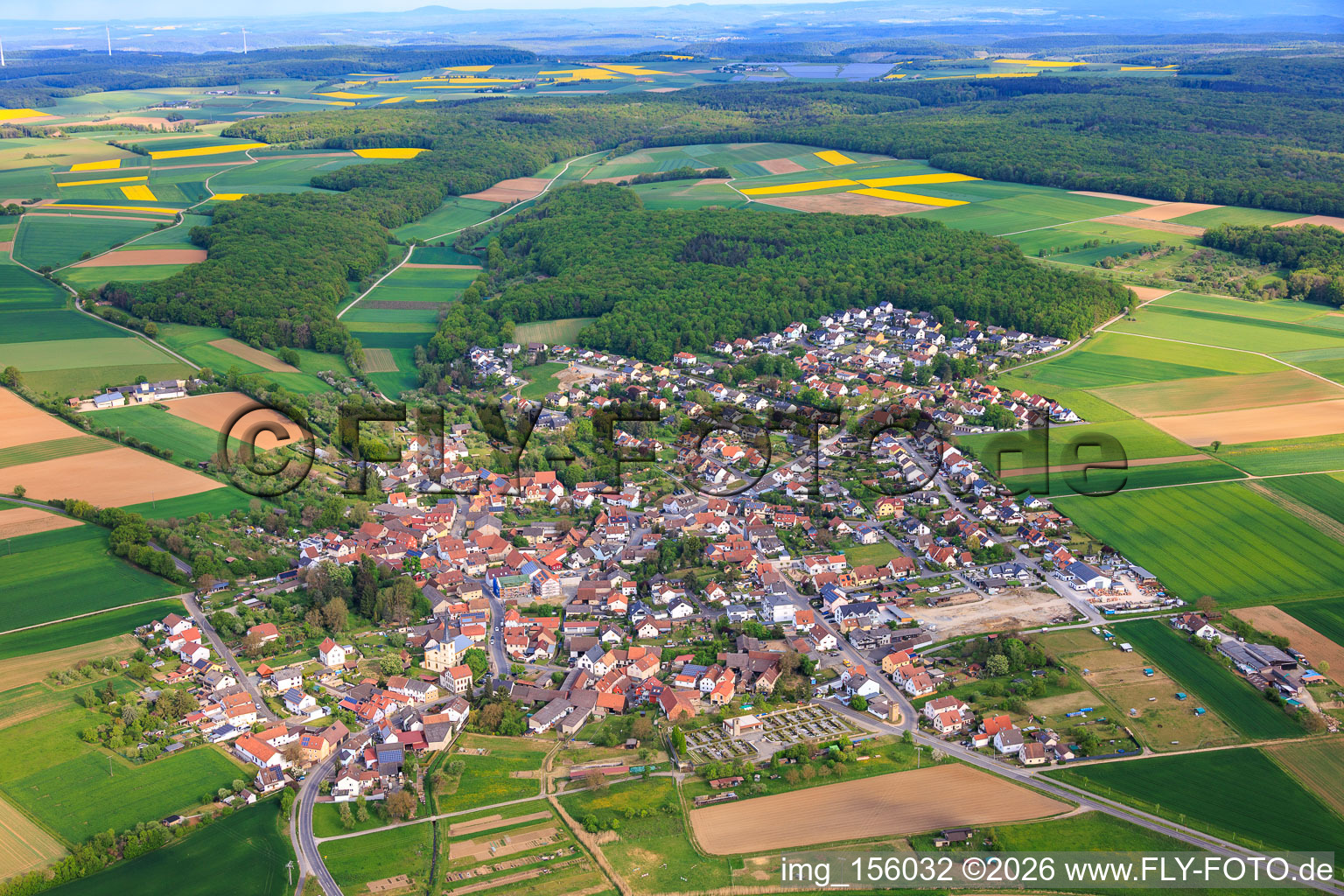 Kützberg von Südosten in Poppenhausen im Bundesland Bayern, Deutschland