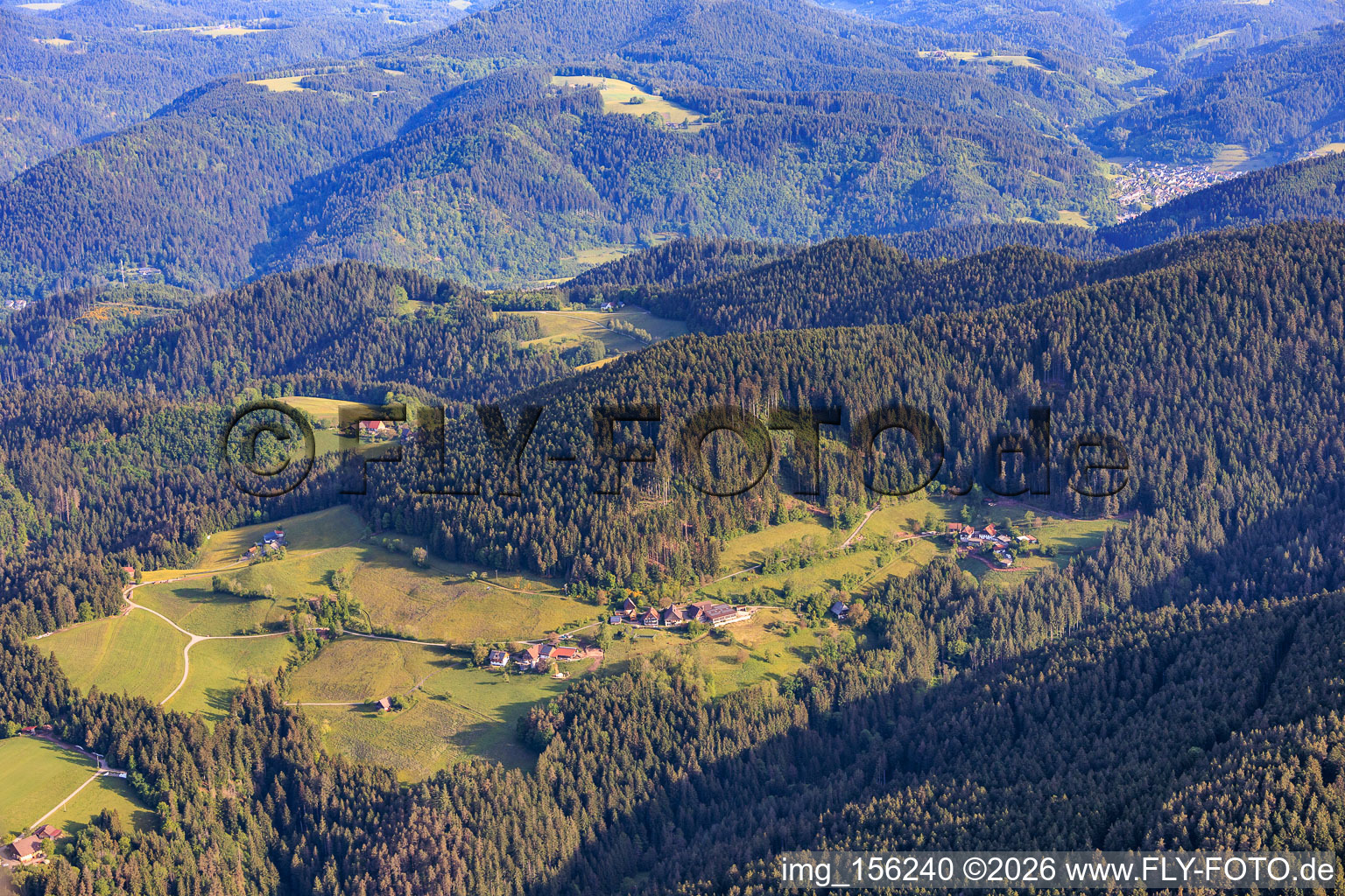 Ortsteil Rohrbach von Südosten in Schiltach im Bundesland Baden-Württemberg, Deutschland