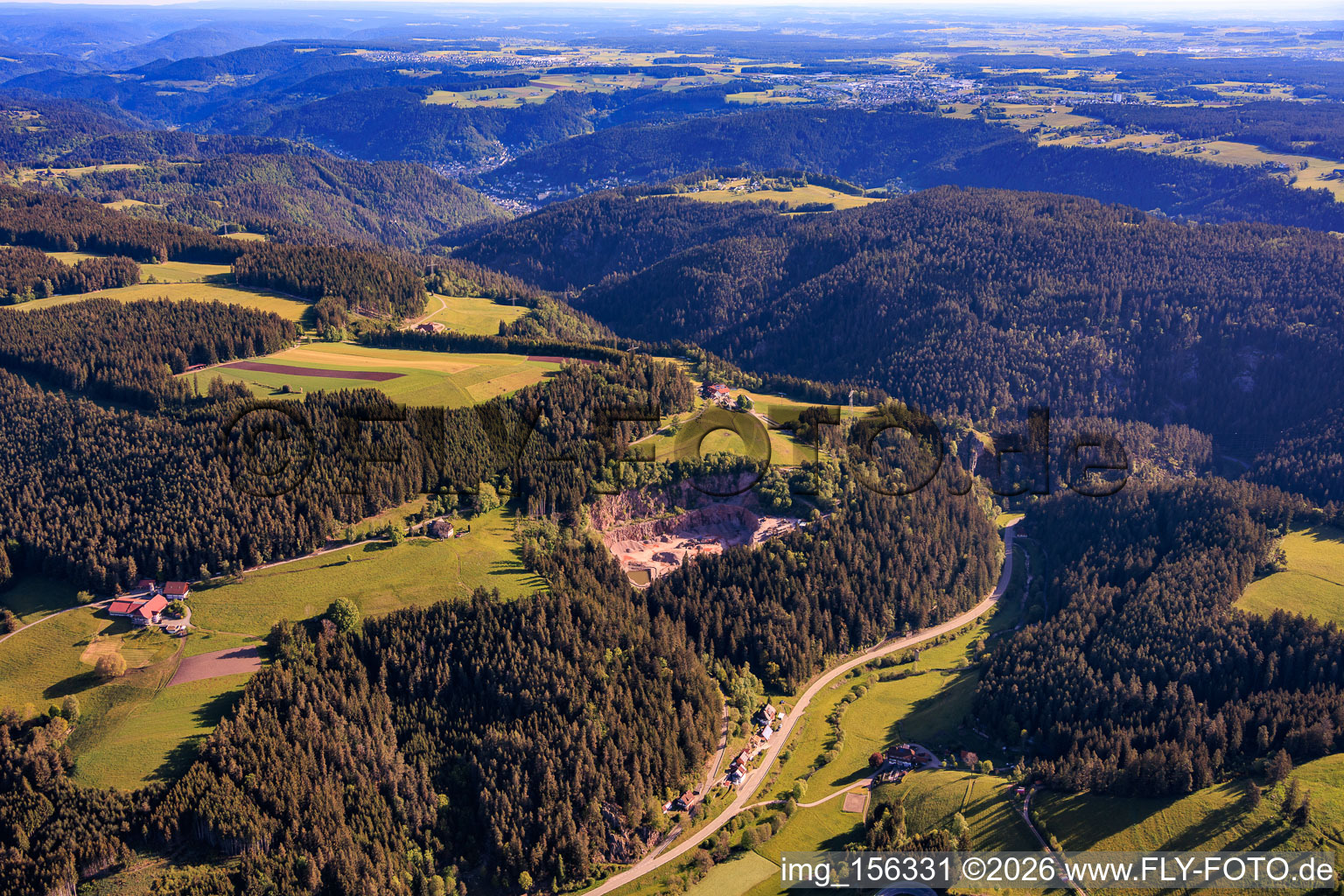 Steinbruch überm Schlitach-Tal im Ortsteil Tennenbronn in Schramberg im Bundesland Baden-Württemberg, Deutschland