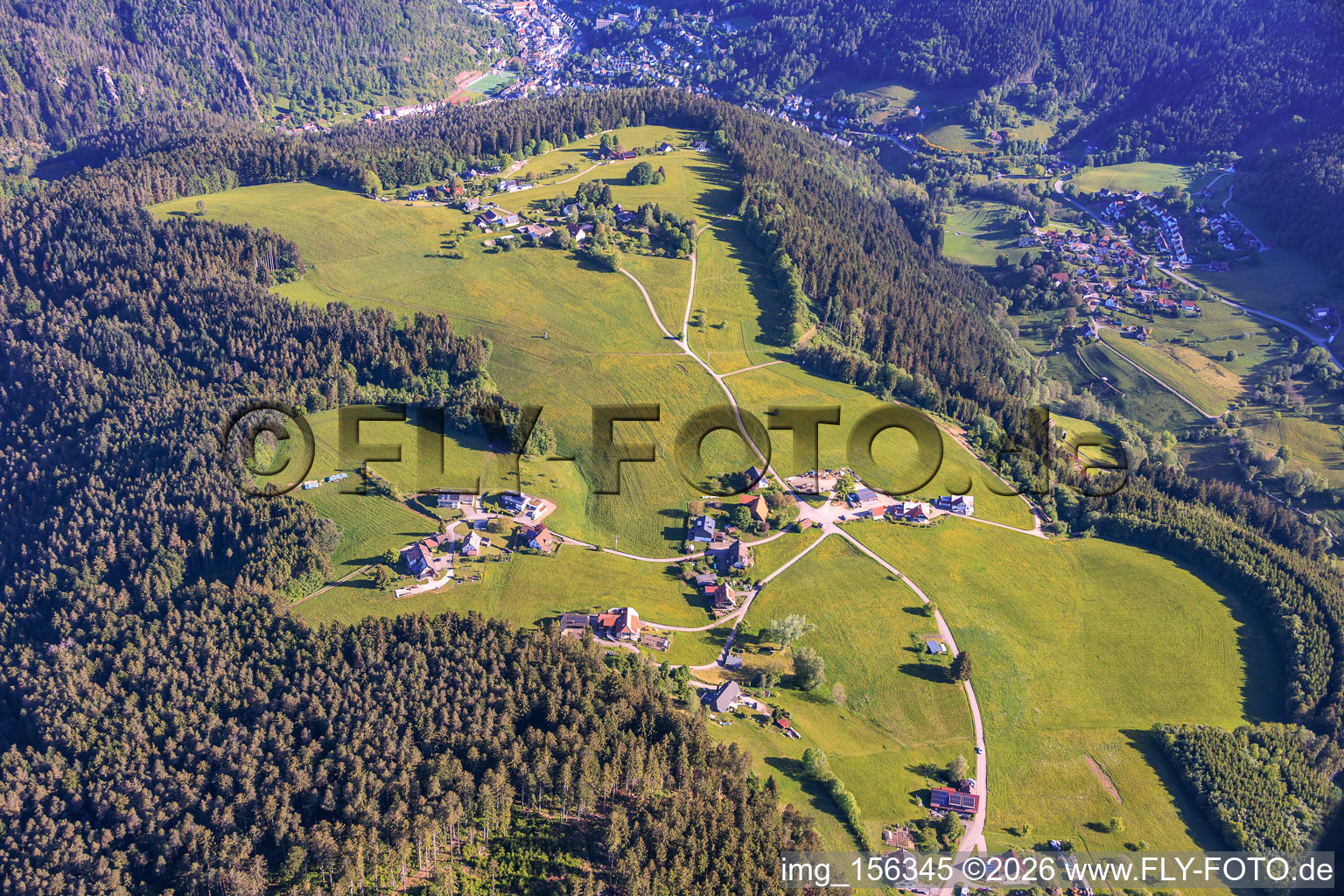 Ortsteil Tischneck aus Süden in Schramberg im Bundesland Baden-Württemberg, Deutschland