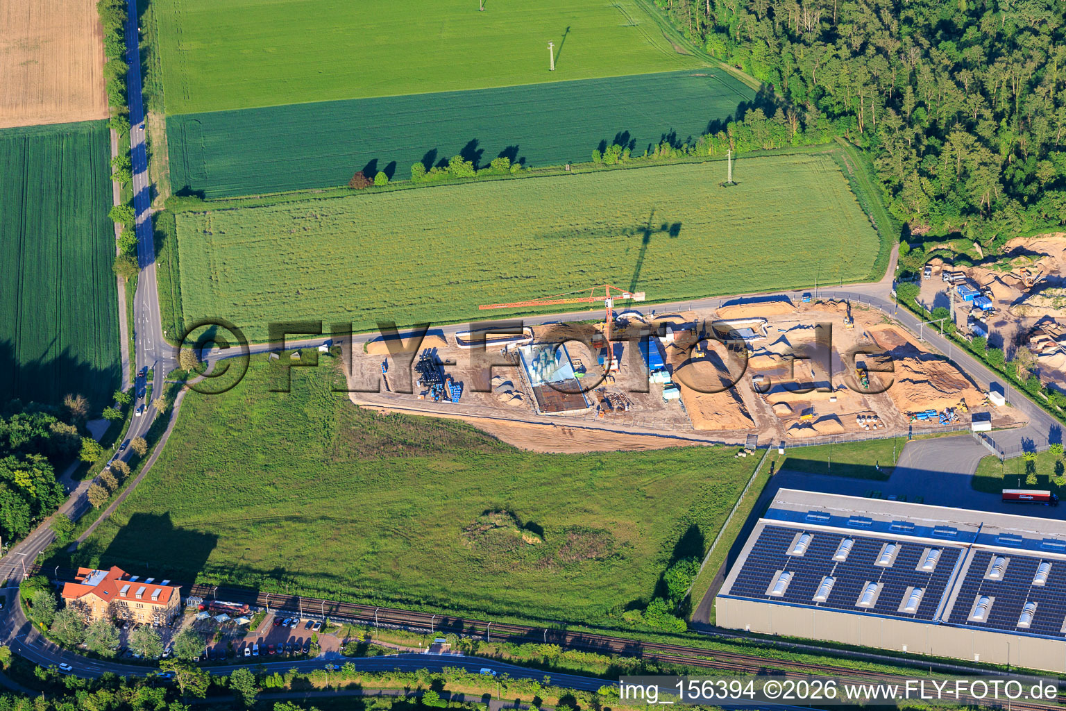 Baugebiet des neuen Campus von X2E für Verwaltungs- und Produktionsgebäude in Rohrbach im Bundesland Rheinland-Pfalz, Deutschland