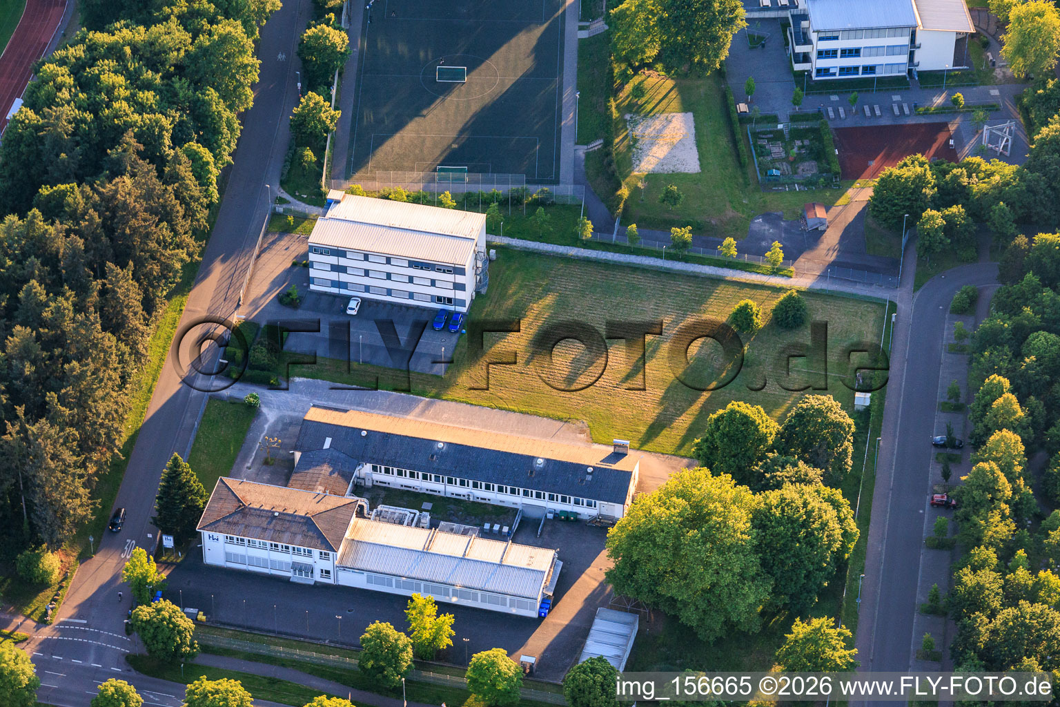 HWI pharma services GmbH in Rülzheim im Bundesland Rheinland-Pfalz, Deutschland