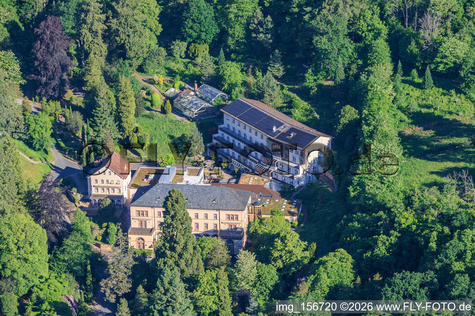 MVZ Landau GmbH in der Privatklinik Bad Gleisweiler im Bundesland Rheinland-Pfalz, Deutschland