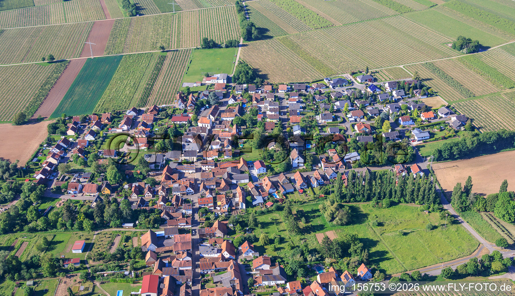 Knöringen aus Norden im Bundesland Rheinland-Pfalz, Deutschland