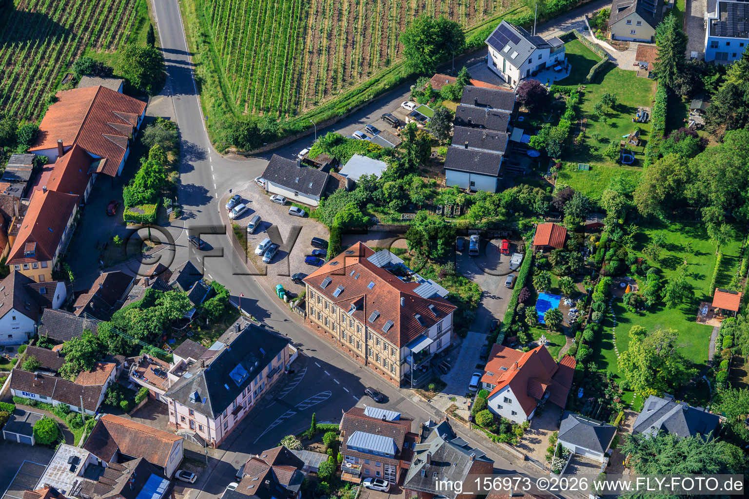 LudwigsWerkstätten e.V. und Weingut Bernd Schäfer in Edenkoben im Bundesland Rheinland-Pfalz, Deutschland