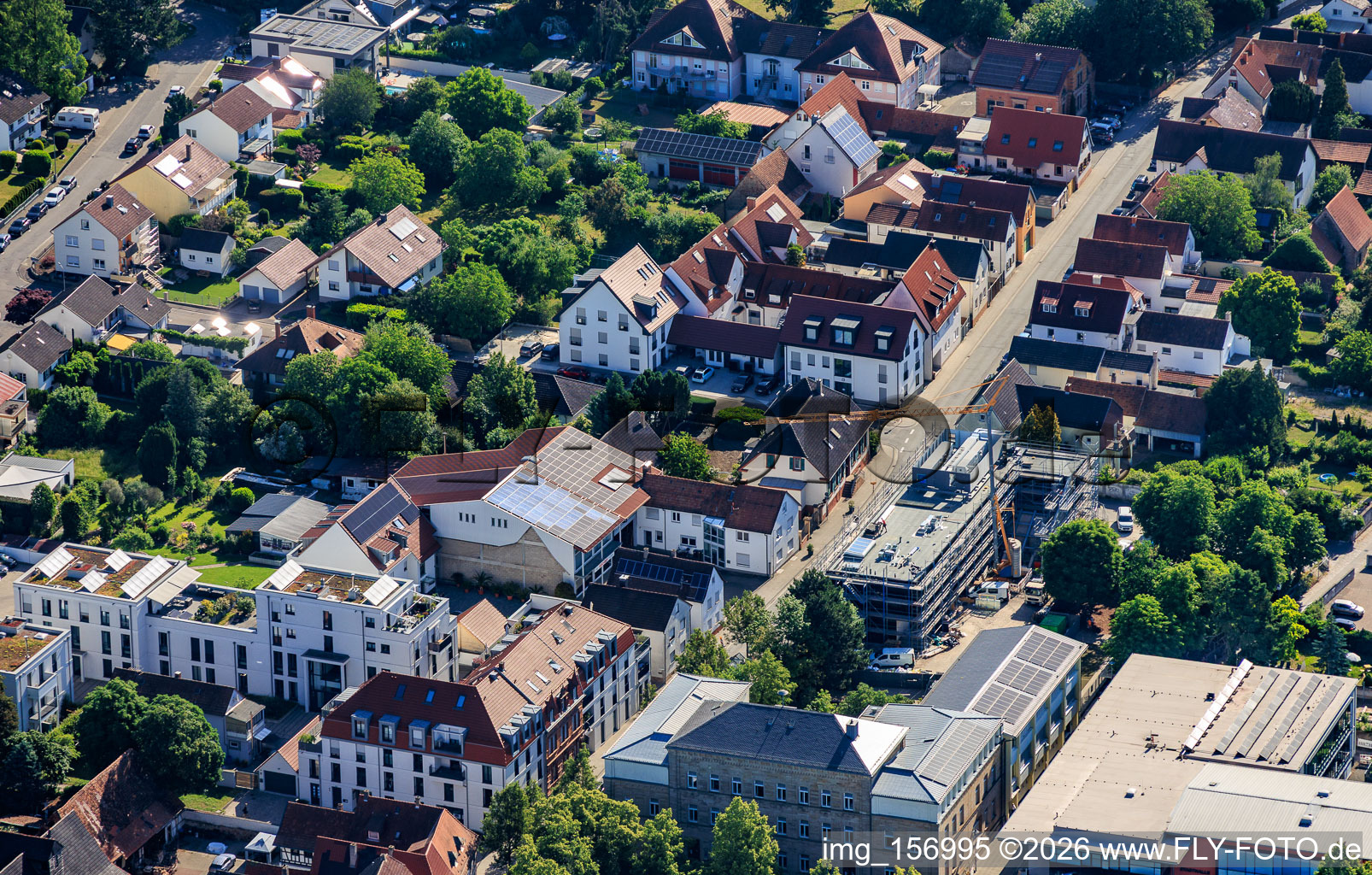 Baustelle für Neubau einer Mensa an der Ludwig-Riedinger-Grundschule in Kandel im Bundesland Rheinland-Pfalz, Deutschland