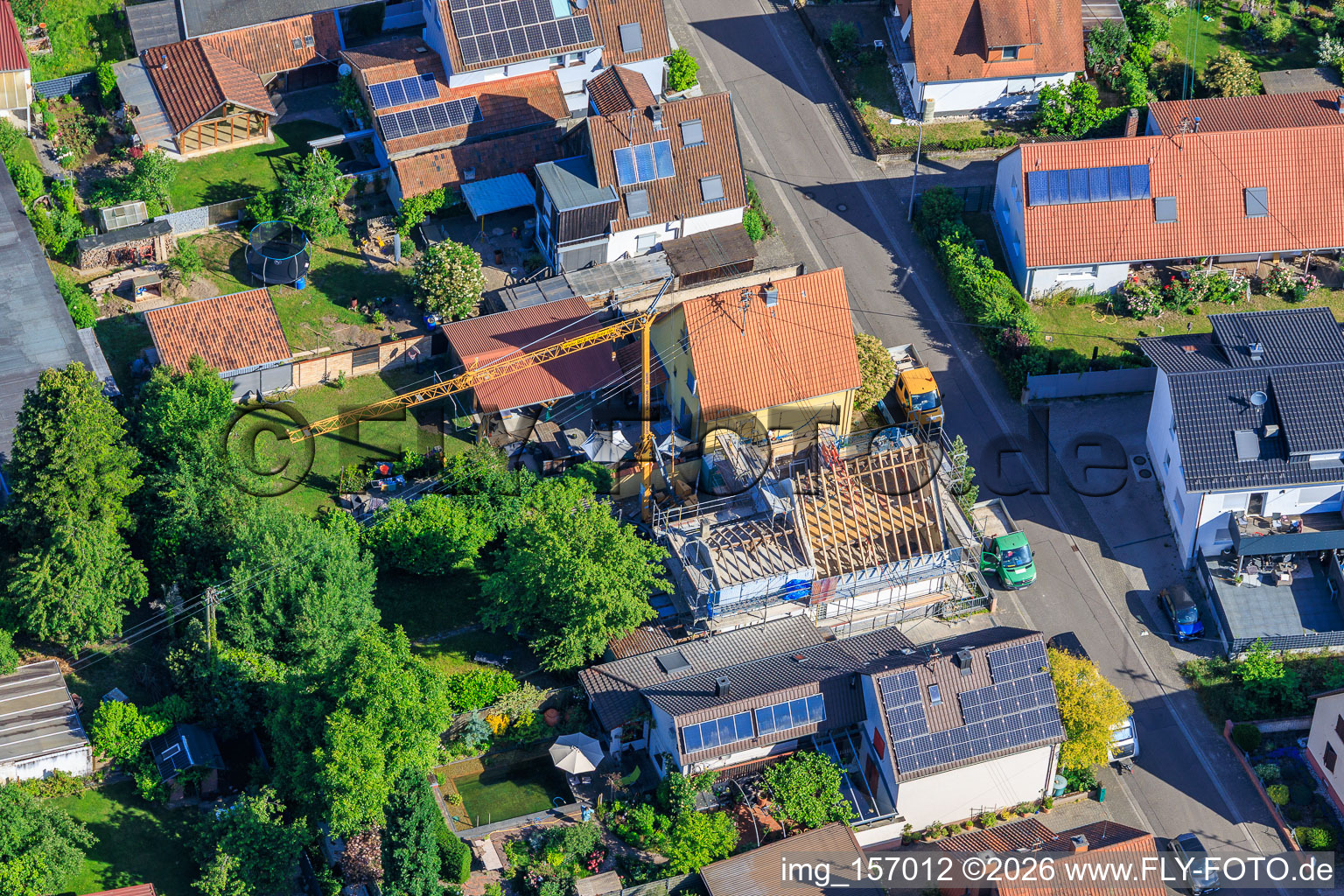 Baustelle zur Totalrenovierung eines EFH in der Waldstr in Kandel im Bundesland Rheinland-Pfalz, Deutschland