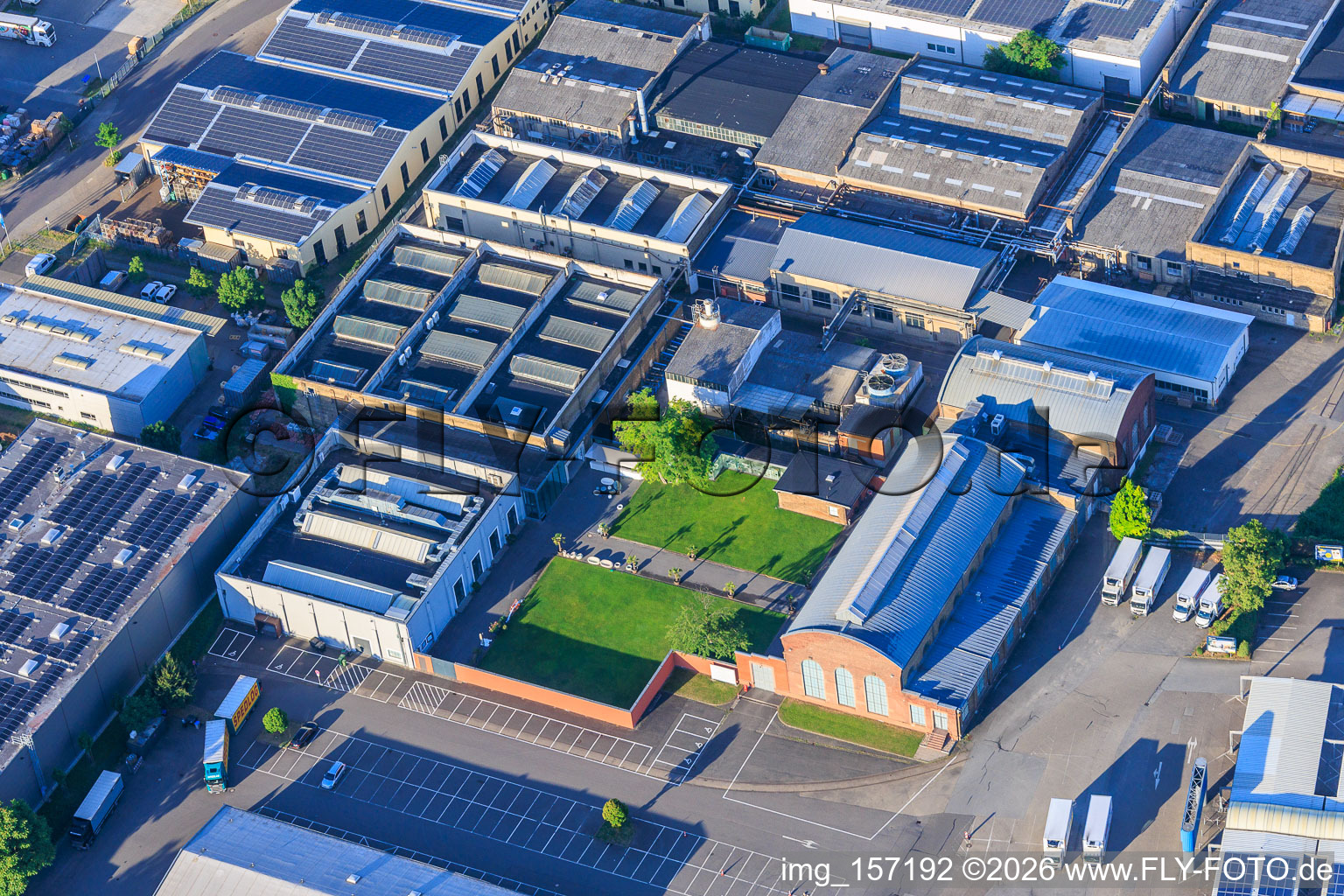 Alte Schildkrötfabrik aus Norden im Ortsteil Neckarau in Mannheim im Bundesland Baden-Württemberg, Deutschland