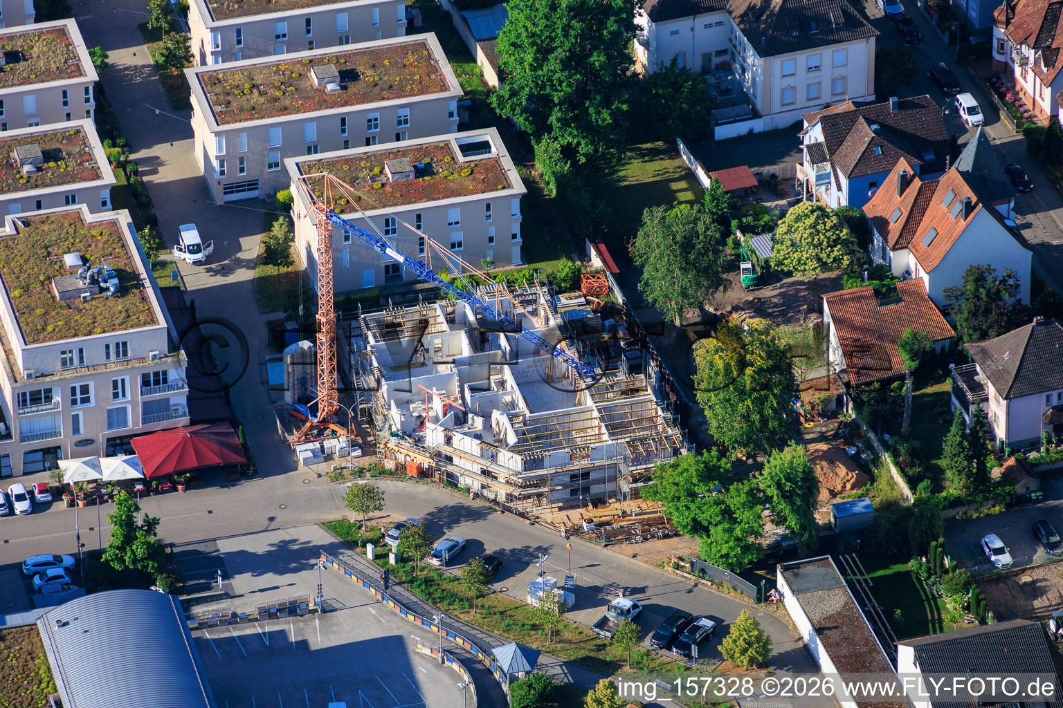 Neubaustelle für 18 Eigentumswohnungen Im Stadtkern von Grathwohl Erdbau und Abbruch GmbH und A-K.Bau GmbH in Kandel im Bundesland Rheinland-Pfalz, Deutschland