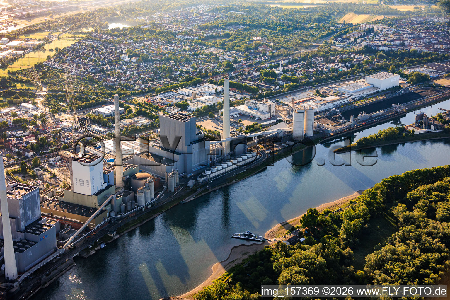 Grosskraftwerk Mannheim - Block 9 am Rheinufer in Altrip im Bundesland Rheinland-Pfalz, Deutschland
