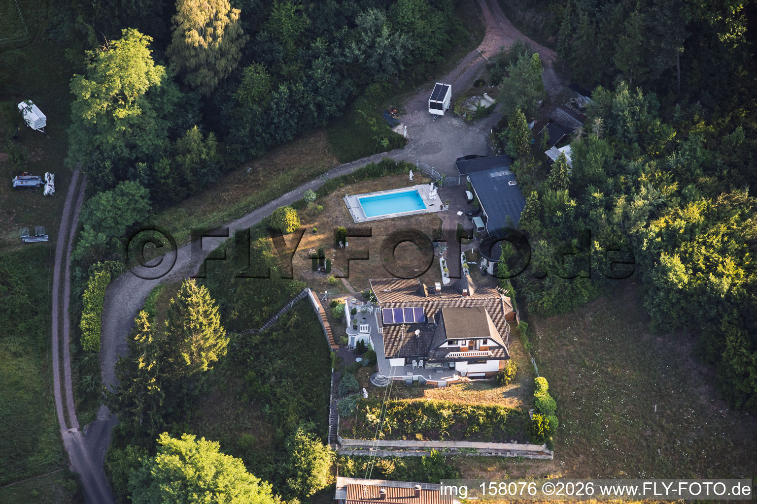 Villa mit Pool am Römerweg in Silz im Bundesland Rheinland-Pfalz, Deutschland