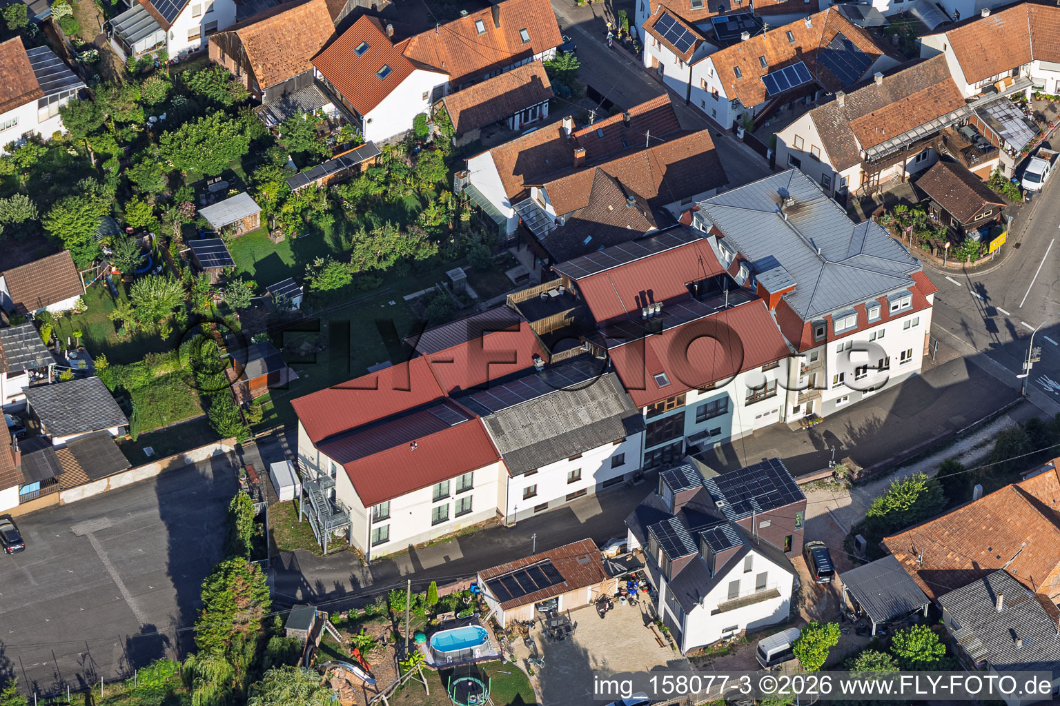 Landgasthof Zur Linde in der Dorfmitte in Silz im Bundesland Rheinland-Pfalz, Deutschland
