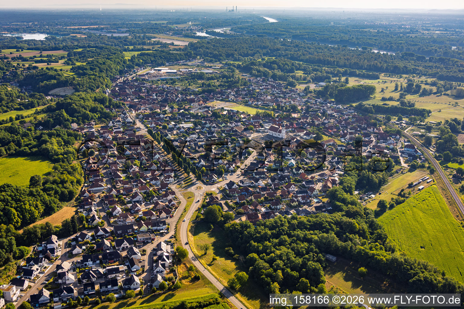 Mothern aus Südwesten im Bundesland Bas-Rhin, Frankreich