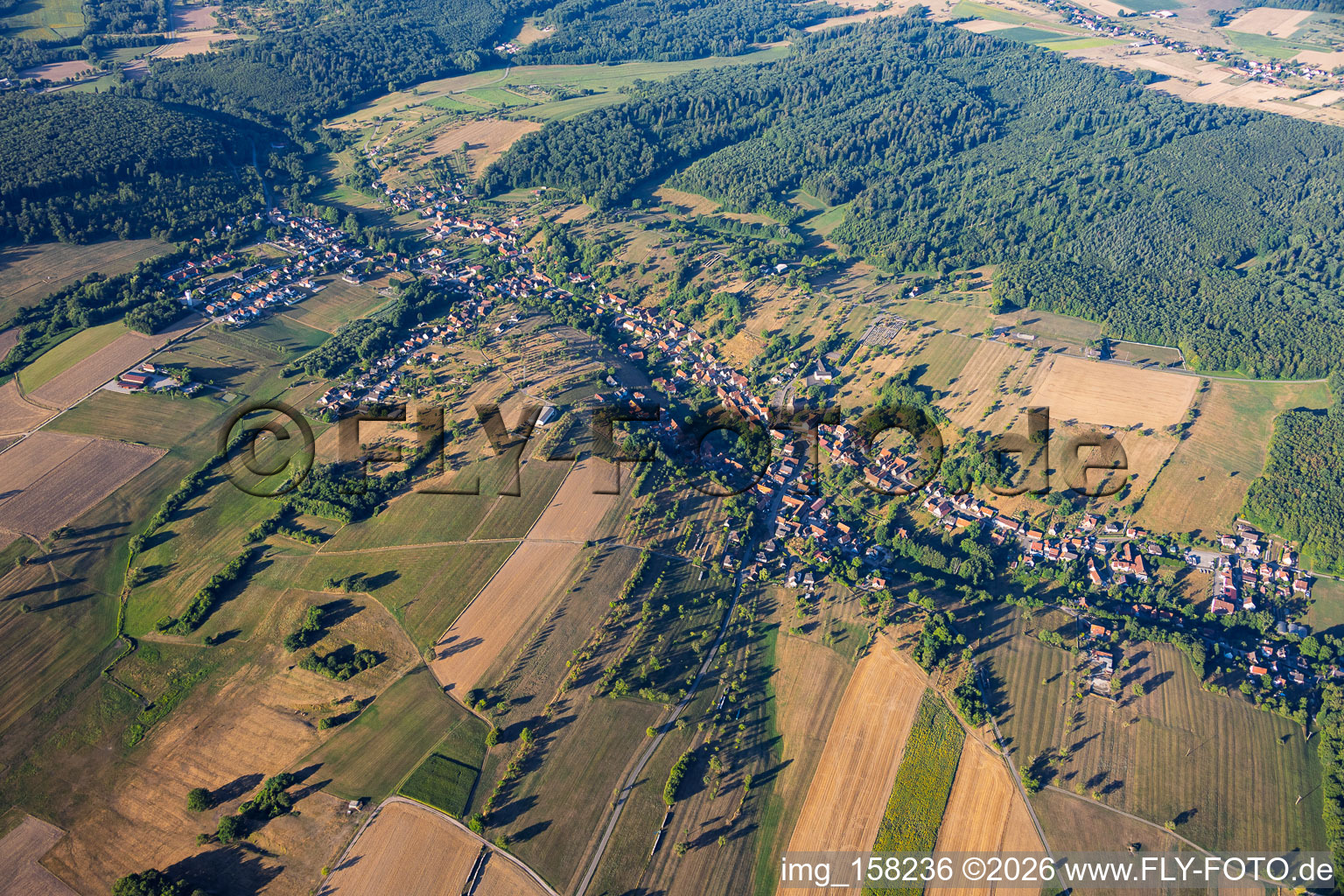 Langensoultzbach von Nordosten im Bundesland Bas-Rhin, Frankreich