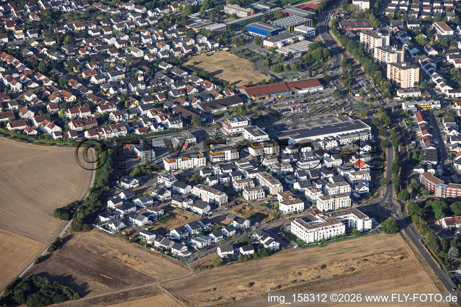 Neubaugebiet Konstanzer Straße Freiburger Straße im Ortsteil Hochstetten in Linkenheim-Hochstetten im Bundesland Baden-Württemberg, Deutschland