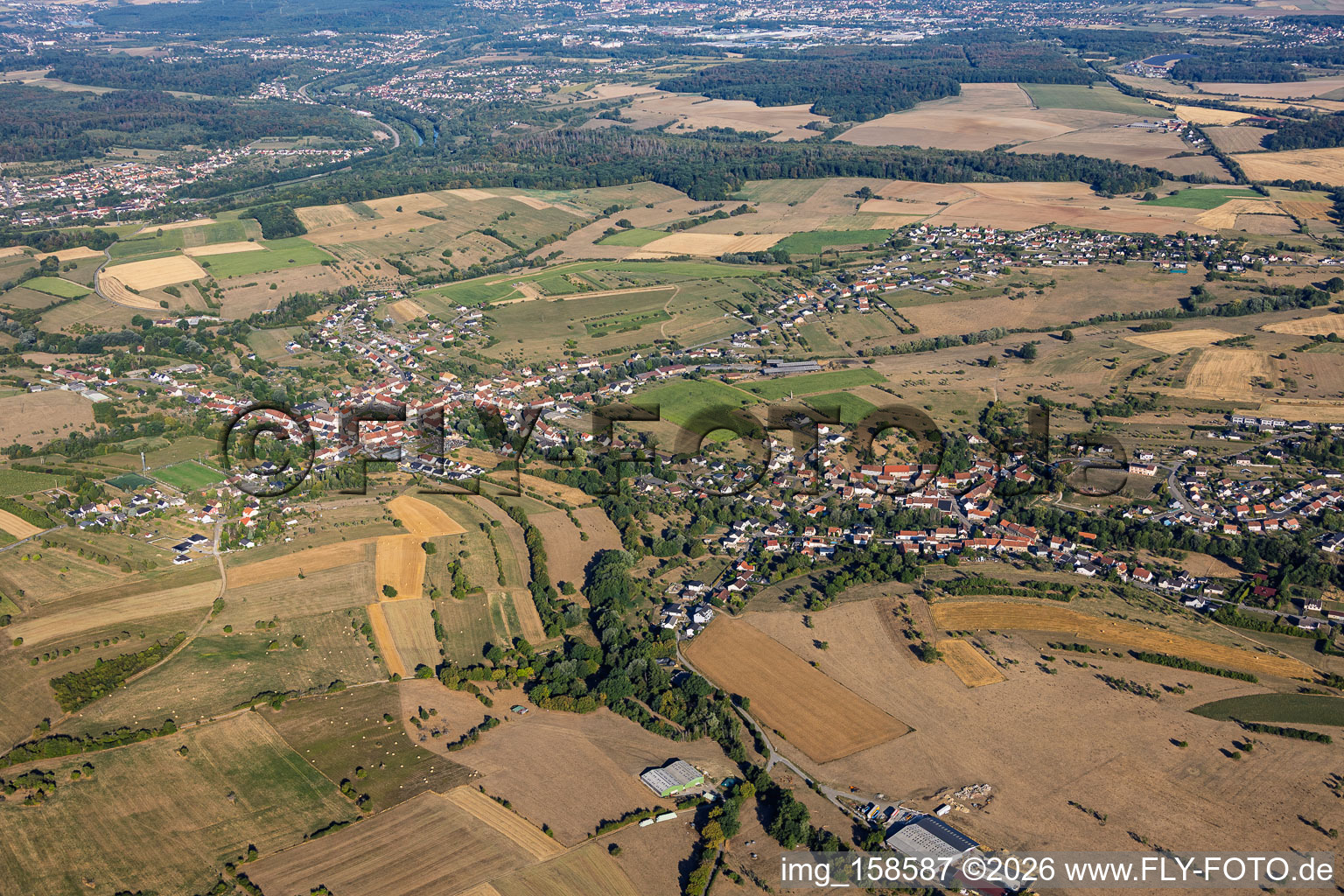 Wiesviller von Osten im Bundesland Moselle, Frankreich
