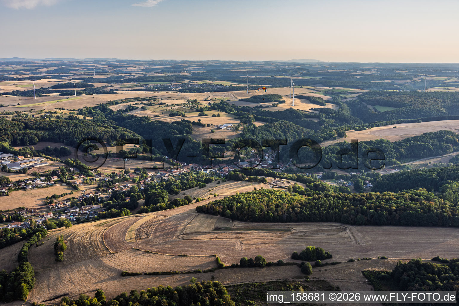 Waldhouse von Süden im Bundesland Moselle, Frankreich