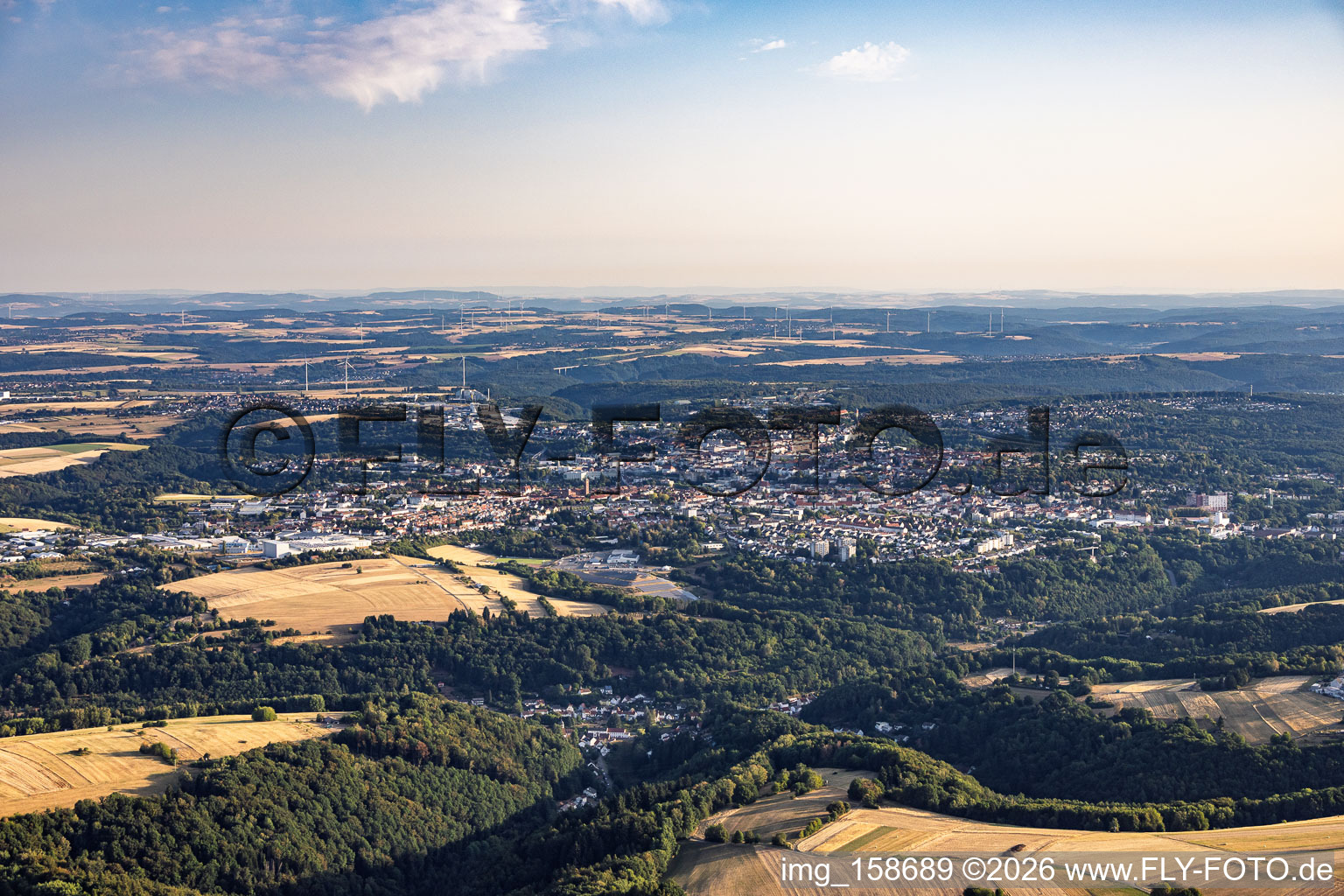 Pirmasens von Süden im Bundesland Rheinland-Pfalz, Deutschland
