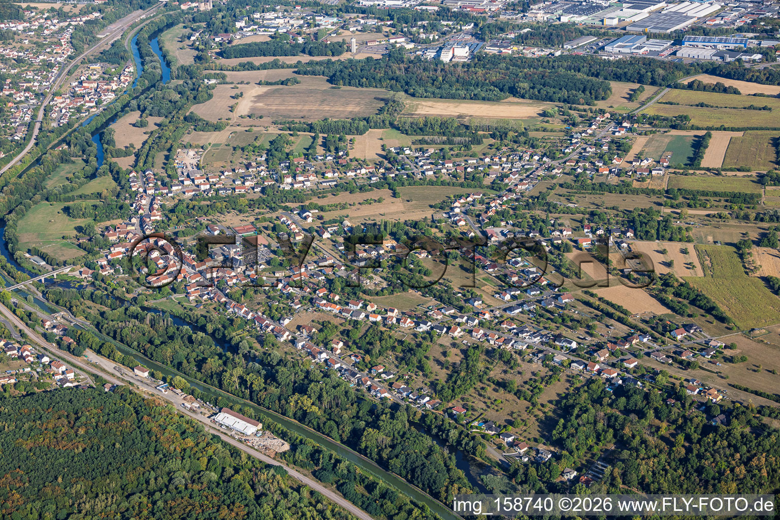 Sarreinsming von Südosten im Bundesland Moselle, Frankreich