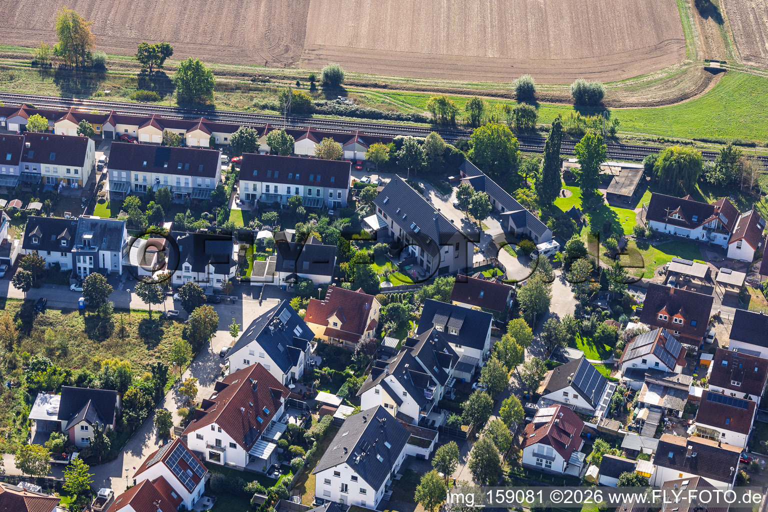Reihenhäuser in dr Ginstrstraße am Bahndamm in Babenhausen im Bundesland Hessen, Deutschland