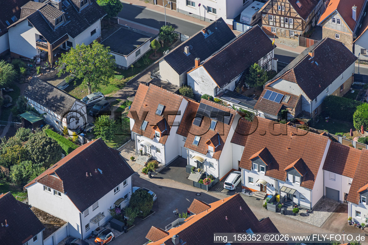 Neubauten in Zur Herrenwiese im Ortsteil Sickenhofen in Babenhausen im Bundesland Hessen, Deutschland