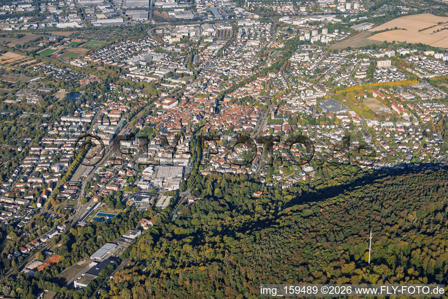 Stadtansicht von Osten in Ettlingen im Bundesland Baden-Württemberg, Deutschland