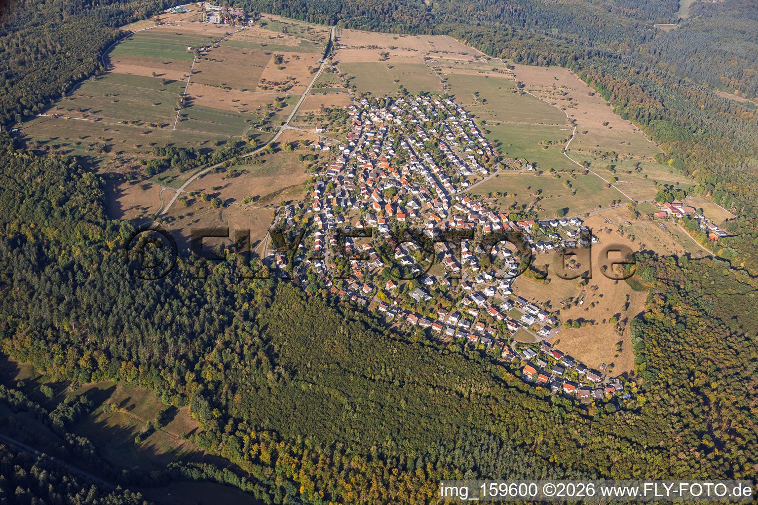 Burbach von Osten in Marxzell im Bundesland Baden-Württemberg, Deutschland