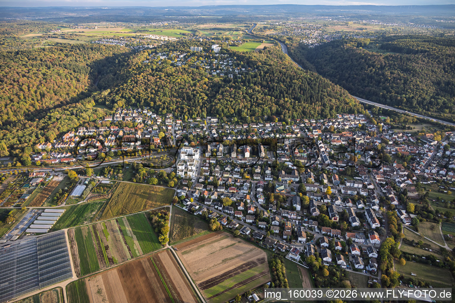 Wolfartsweier aus Nordwesten in Karlsruhe im Bundesland Baden-Württemberg, Deutschland