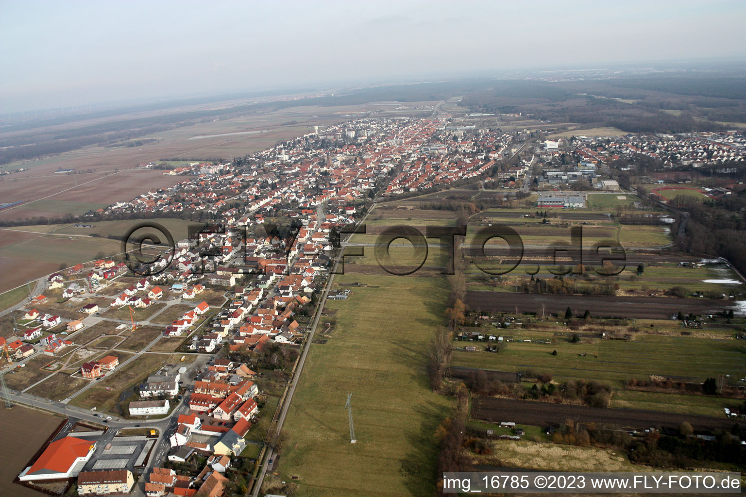 Luftbild von Kandel, Saarstraße von Westen im Bundesland Rheinland-Pfalz, Deutschland