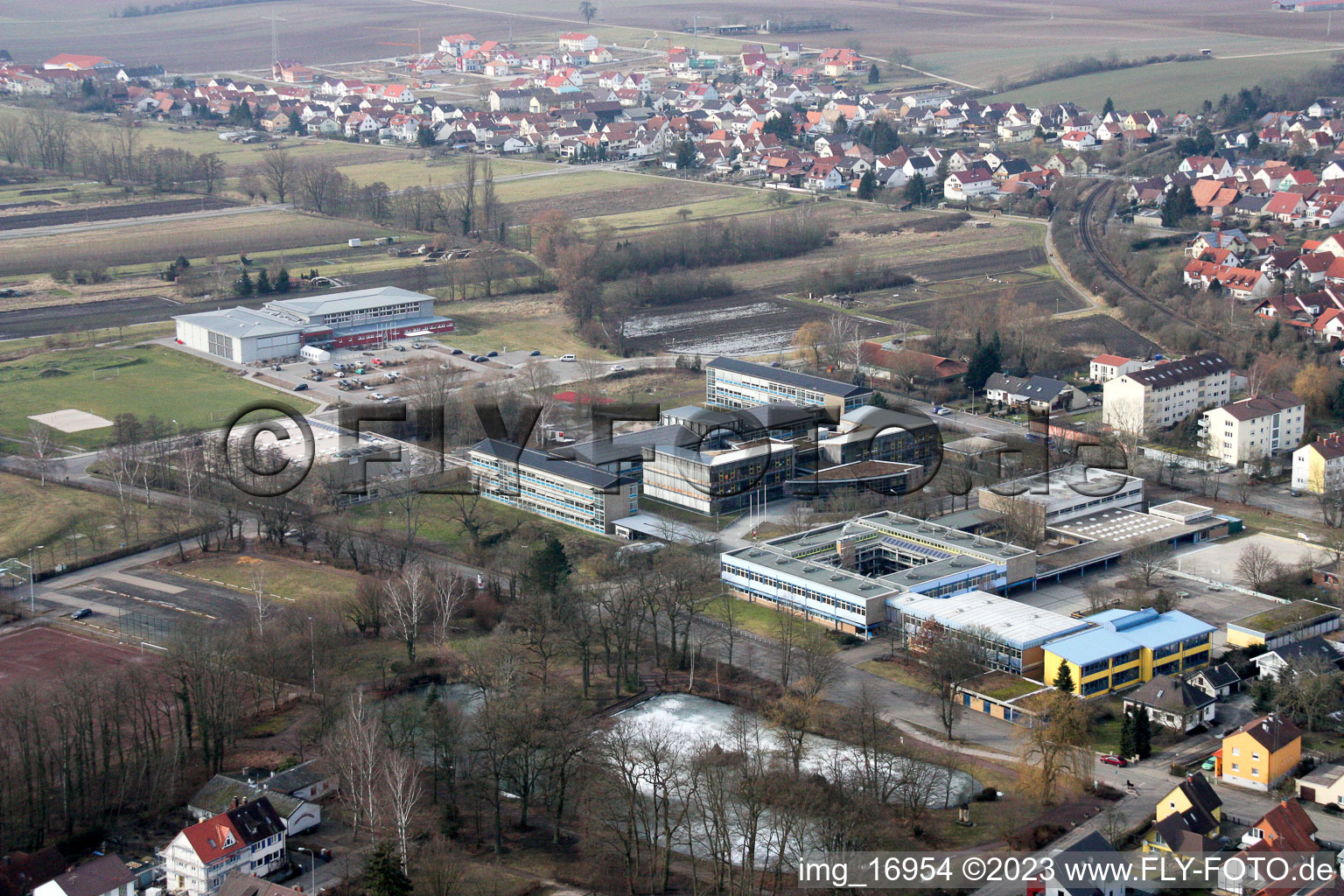 Luftbild von Kandel, IGS, Realschule im Bundesland Rheinland-Pfalz, Deutschland