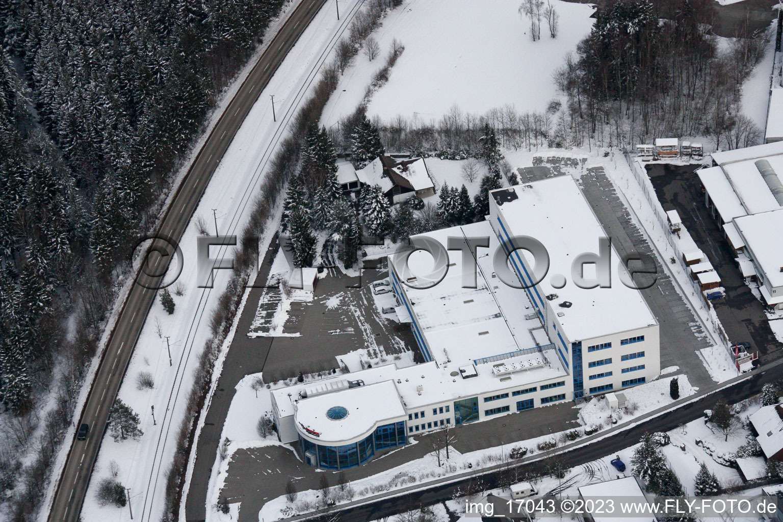 Ittersbach, Industriegebiet im Ortsteil Im Stockmädle in Karlsbad im Bundesland Baden-Württemberg, Deutschland von einer Drohne aus