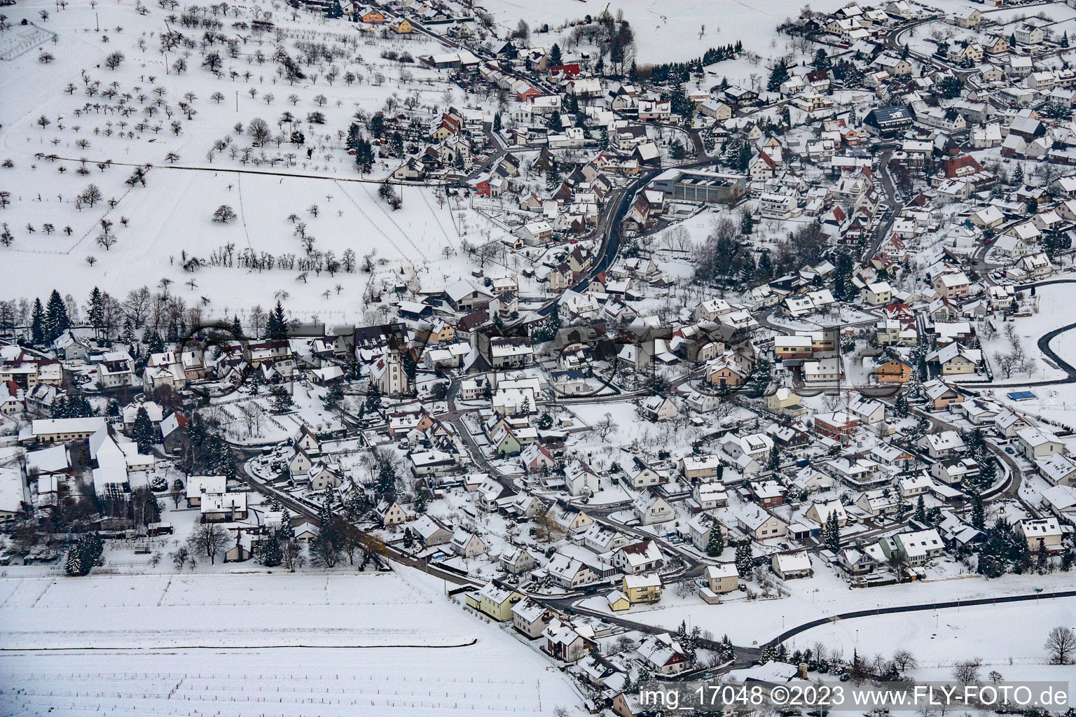 Luftbild von Im Schnee im Ortsteil Ottenhausen in Straubenhardt im Bundesland Baden-Württemberg, Deutschland