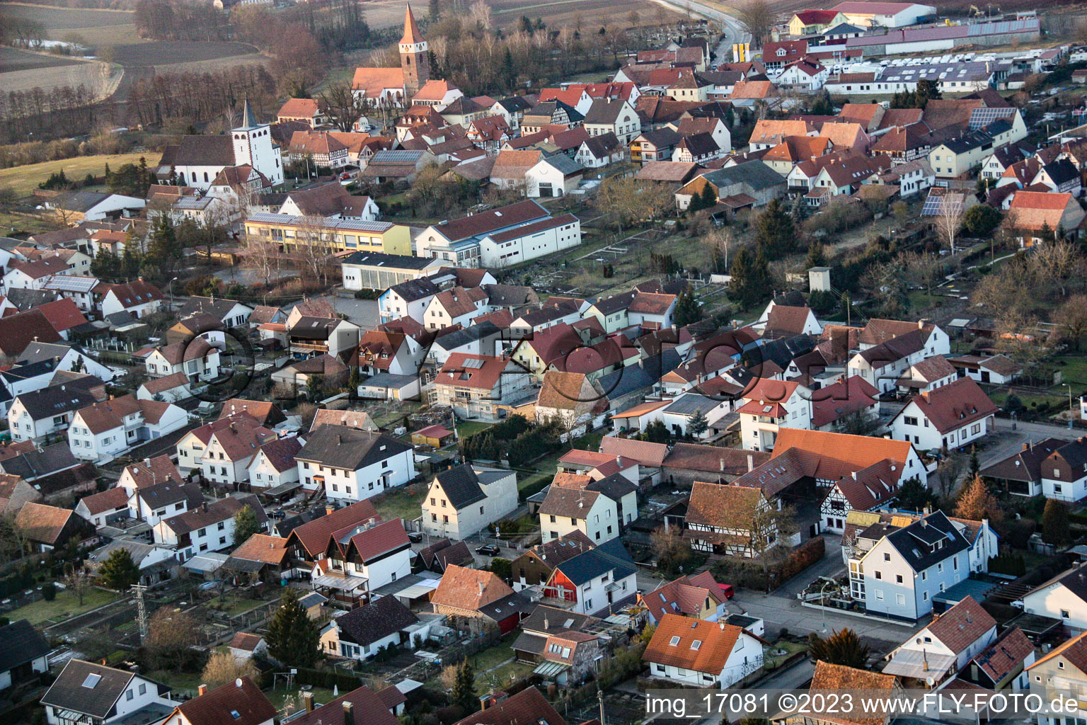 Luftbild von Minfeld von Südosten im Bundesland Rheinland-Pfalz, Deutschland