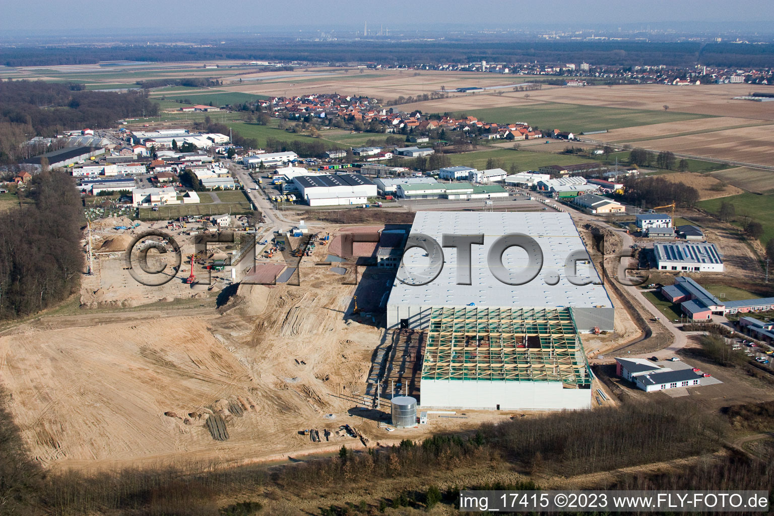 Minderslachen, Zufall Logistik-Center in Kandel im Bundesland Rheinland-Pfalz, Deutschland