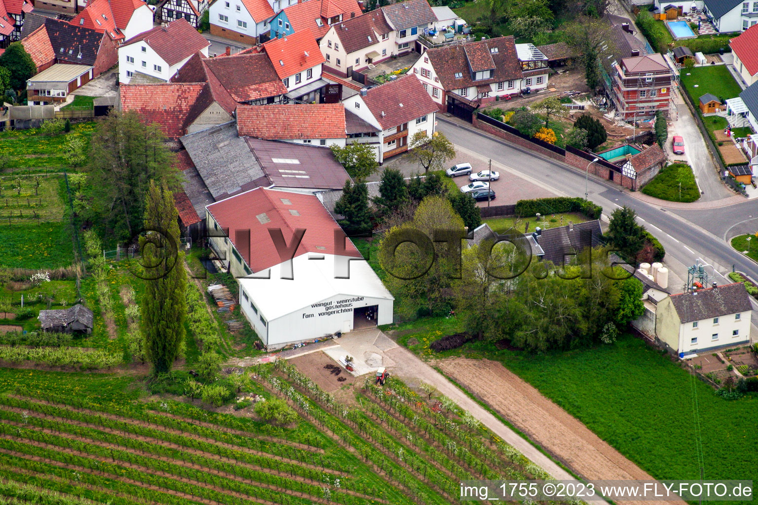 Oberhausen im Bundesland Rheinland-Pfalz, Deutschland aus der Drohnenperspektive