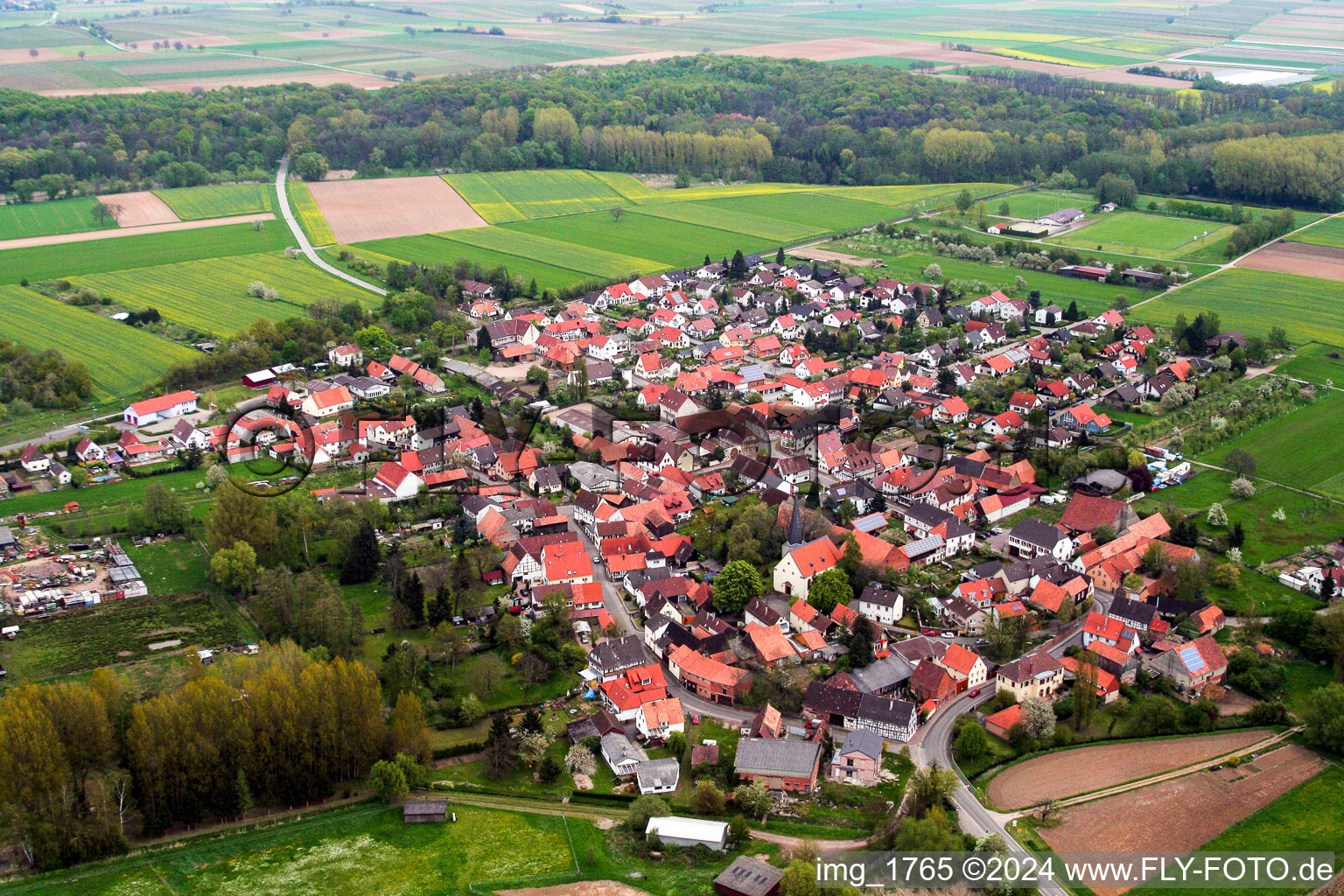 Luftaufnahme von Dorf - Ansicht in Barbelroth im Bundesland Rheinland-Pfalz, Deutschland